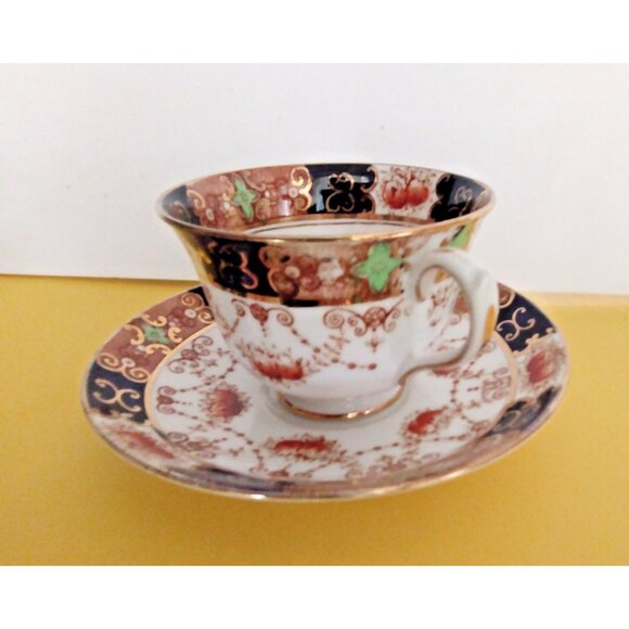 Antique Royal Albert Crown China Imari-style cup and saucer, 1920's - Picture 2 of 14